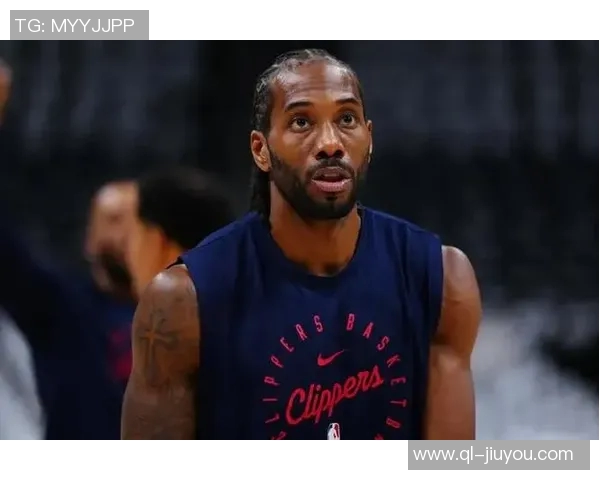 小卡强调季前赛与训练相似强调防守体系的重要性与持续打磨 小卡强调季前赛与训练相似强调防守体系的重要性与持续打磨