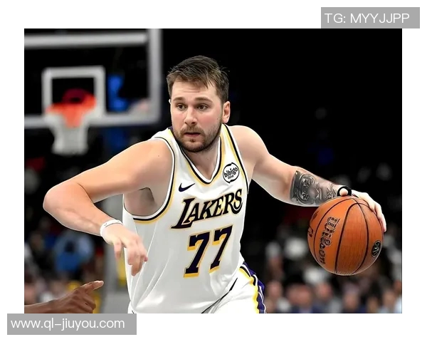 东契奇近期表现惊艳圆梦三双差之毫厘场均数据令人瞩目