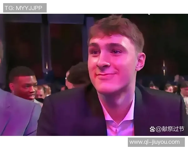 19岁新星弗拉格首秀狂砍33分9板9助展现全能实力引发关注